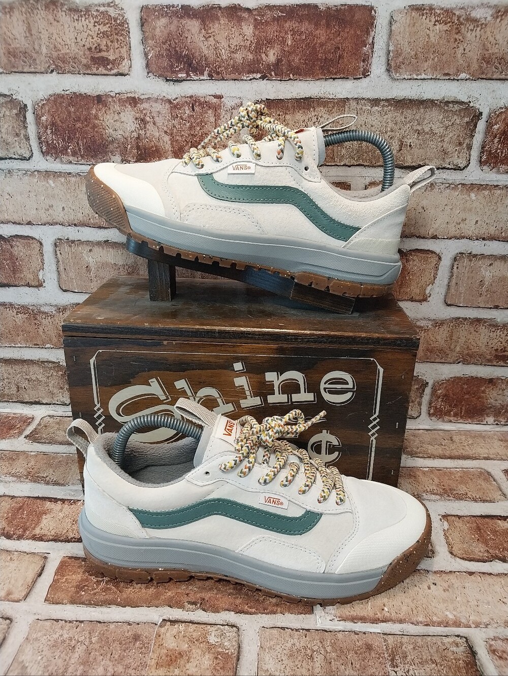 Pre-owned Vans Ultrarange Exo MTE-1 Low